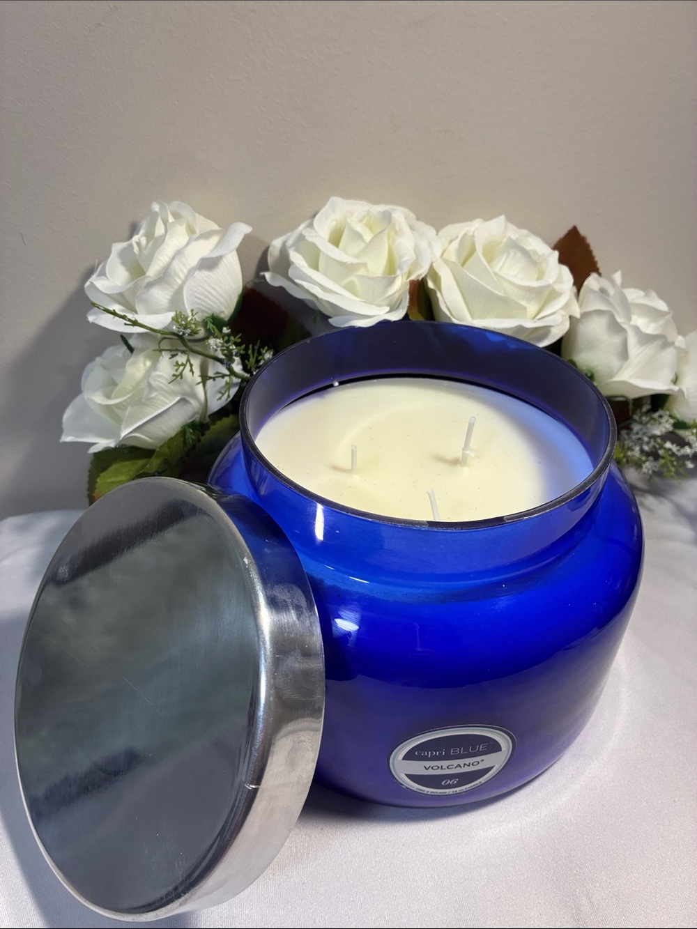 Capri Blue Volcano Scented Candles - Jumbo Blue Color (48 oz) - Picture 6 of 8